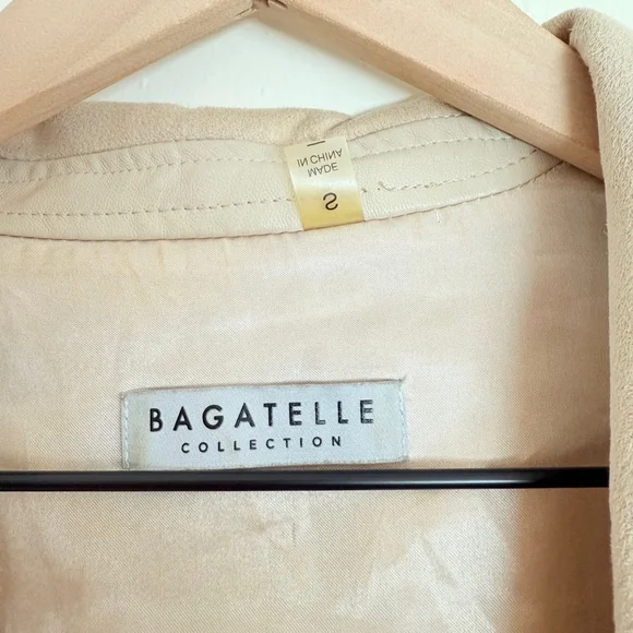Bagatelle Women's Beige Angle Zip Jacket Size 2 - Picture 6 of 6